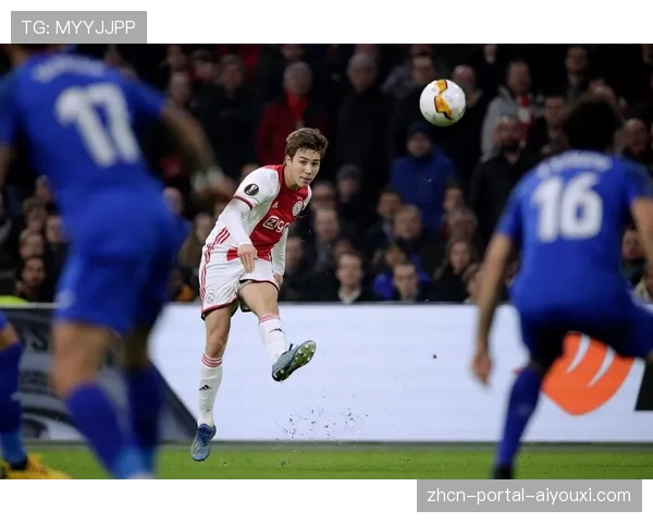 幕后英雄:随队理疗师在欧冠比赛日的工作记录 幕后英雄:随队理疗师在欧冠比赛日的工作记录